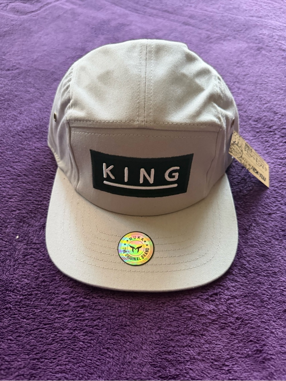 KING Patch Five-Panel Cap in Light Gray